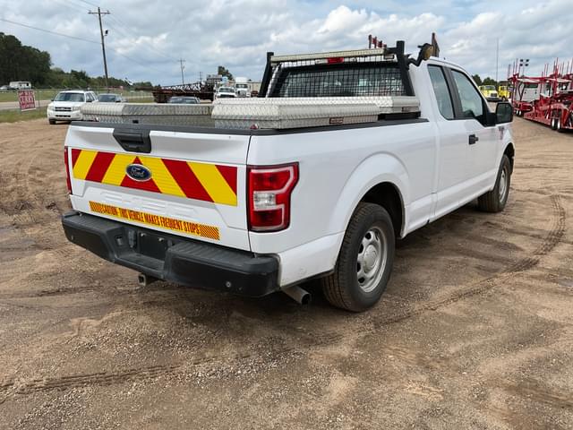 Image of Ford F-150 equipment image 4