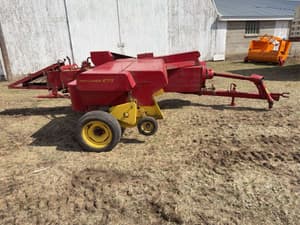New Holland Hayliner 273 Image