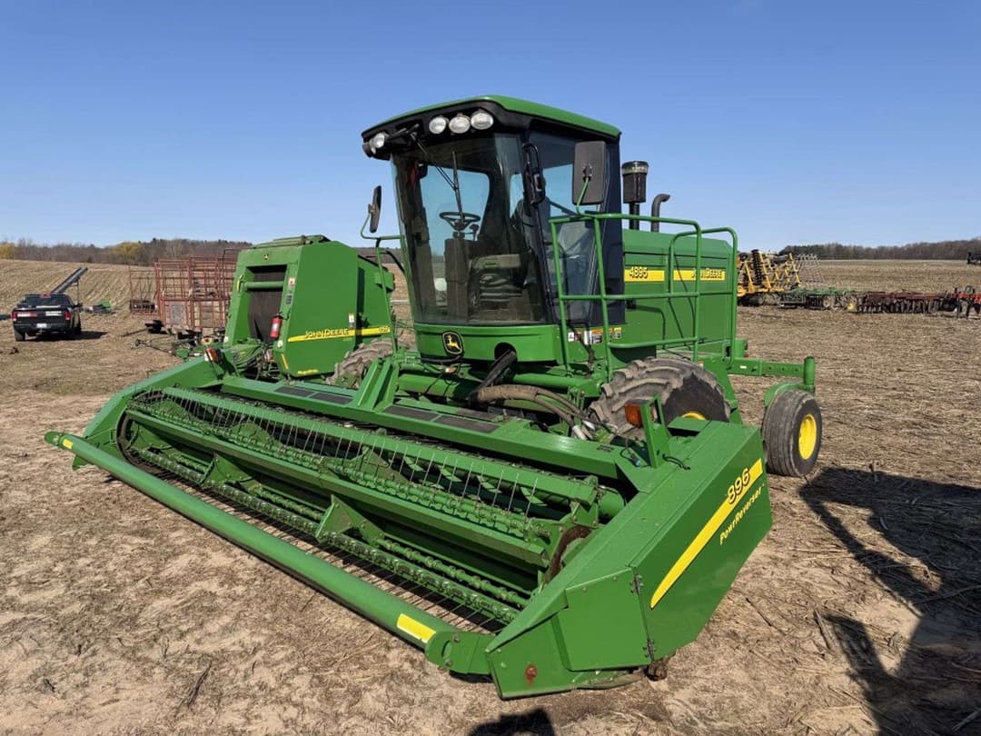 Image of John Deere 4895 Primary image