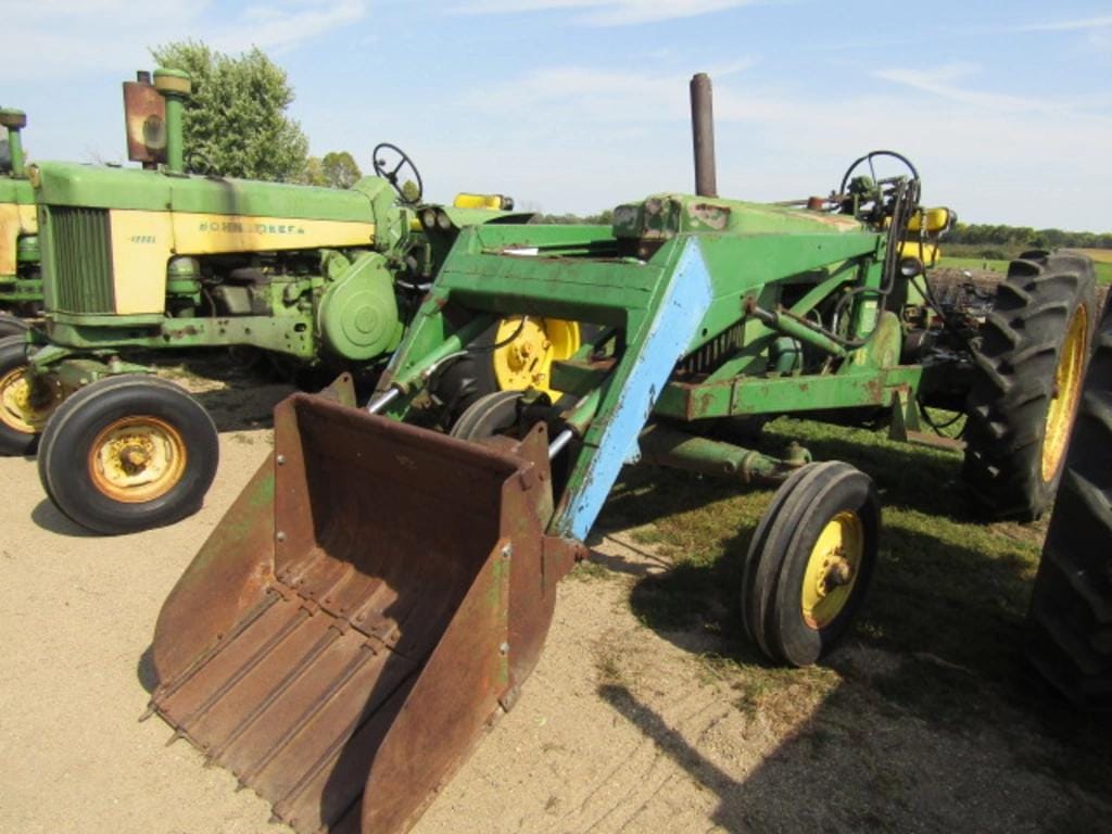 Main image John Deere 70