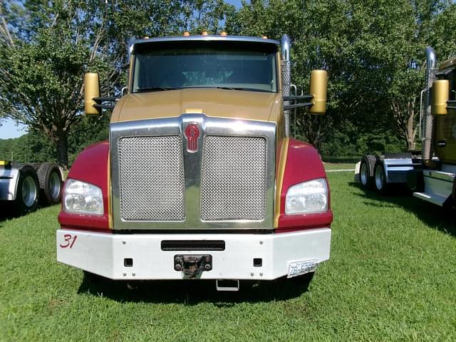 Image of Kenworth T880 equipment image 1