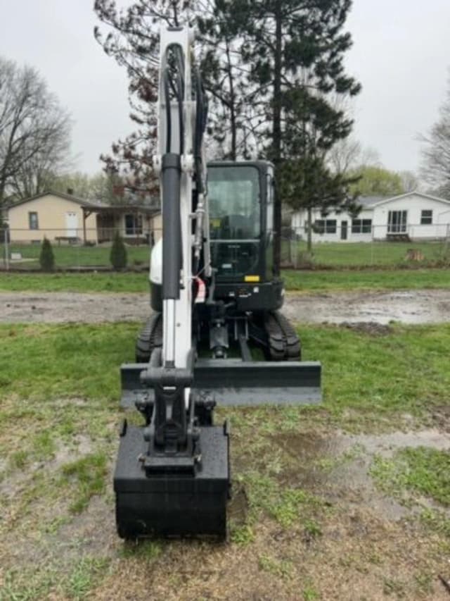 Image of Bobcat E42 equipment image 2