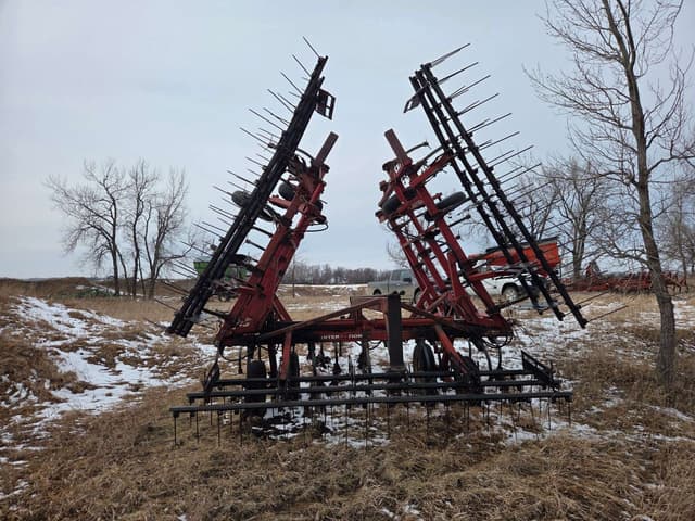 Image of International Harvester 4600 equipment image 4