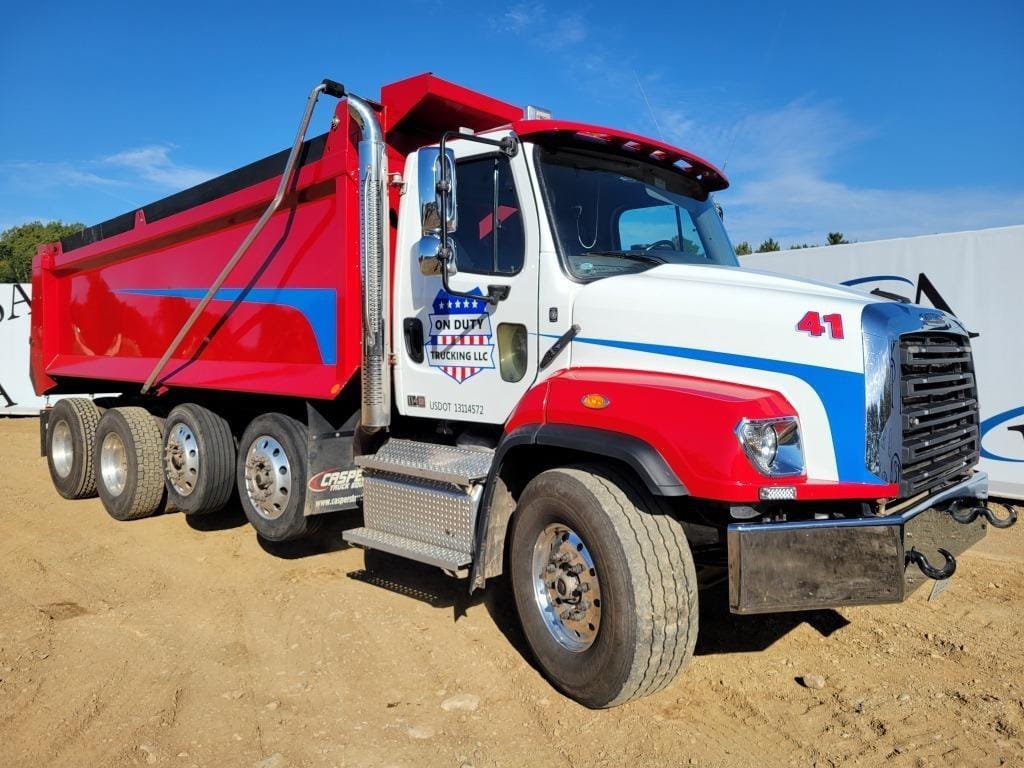 Main image Freightliner 114SD