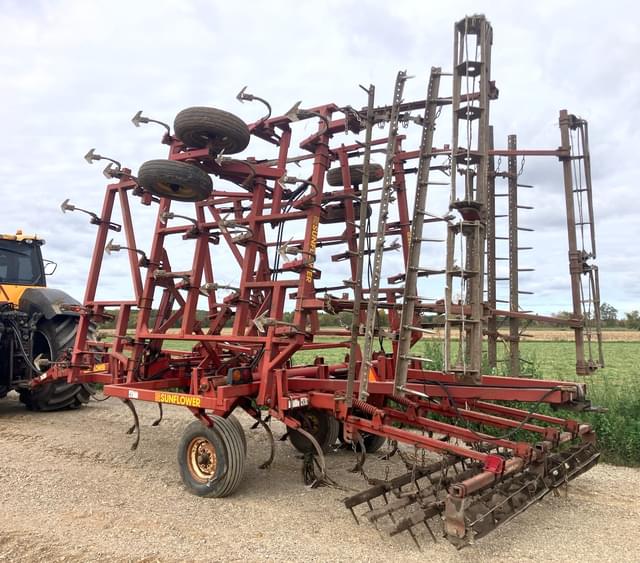 Image of Sunflower 5034-27 equipment image 2