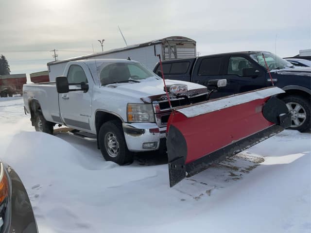 Image of Chevrolet 2500HD equipment image 2