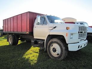 Main image Ford F700