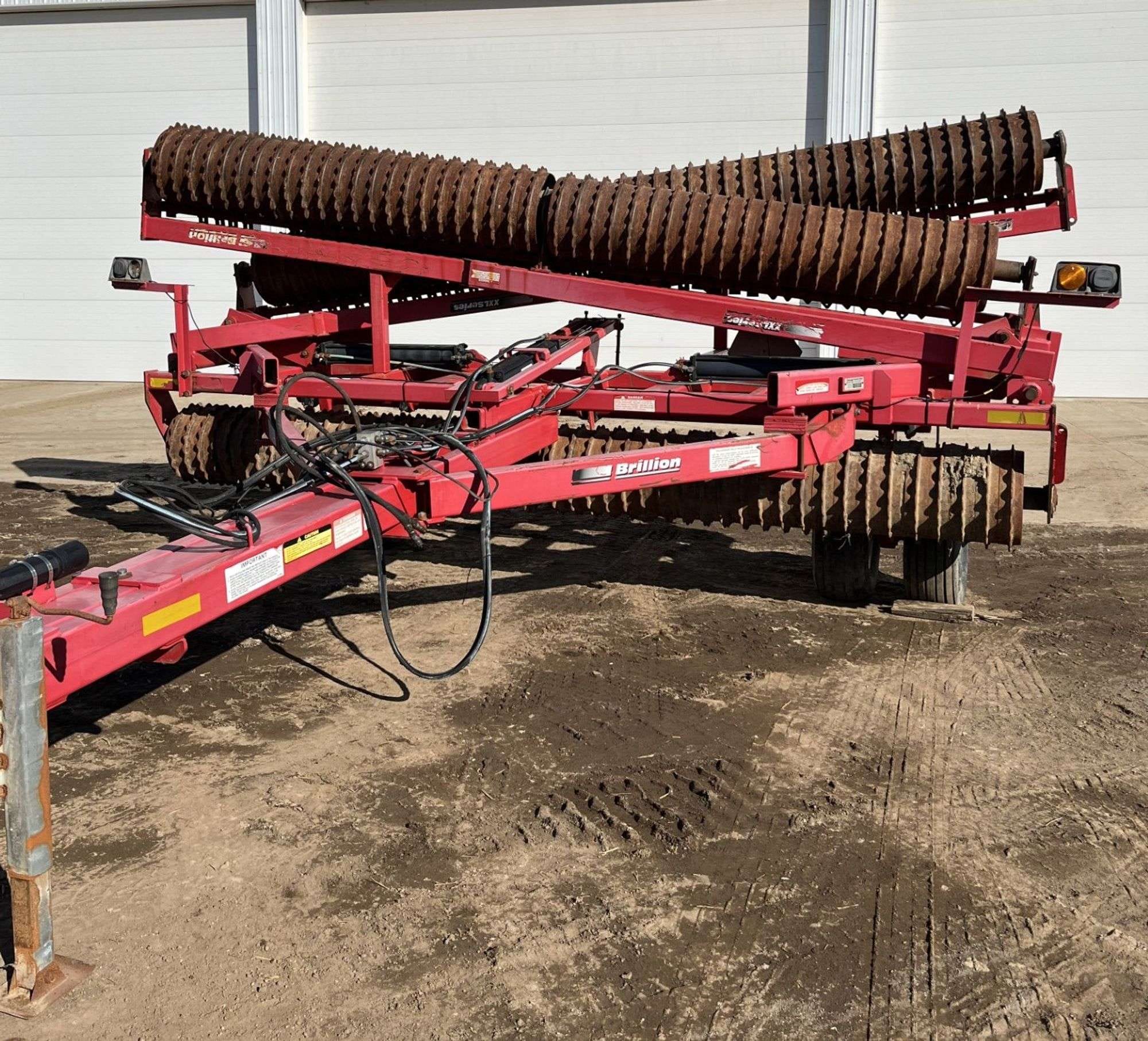 Brillion XXL184W184 Equipment Image0