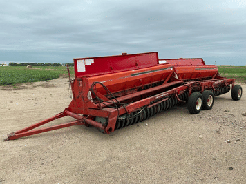 Main image International Harvester 6200