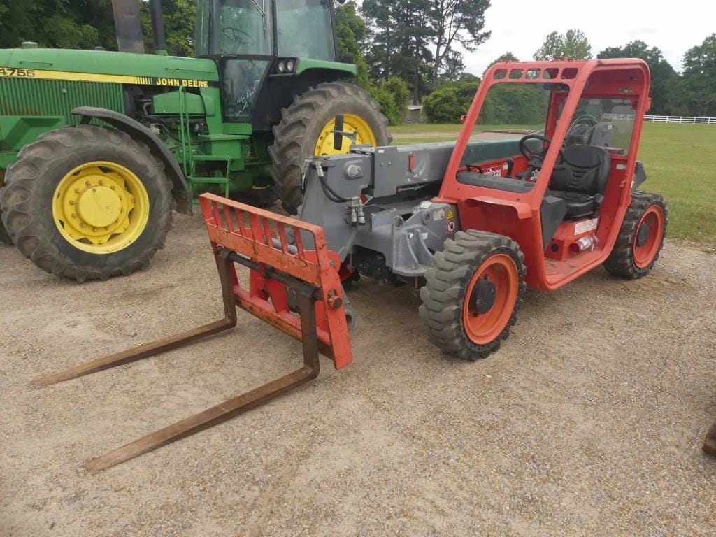2019 Sky Jack SJ519TH Equipment Image0