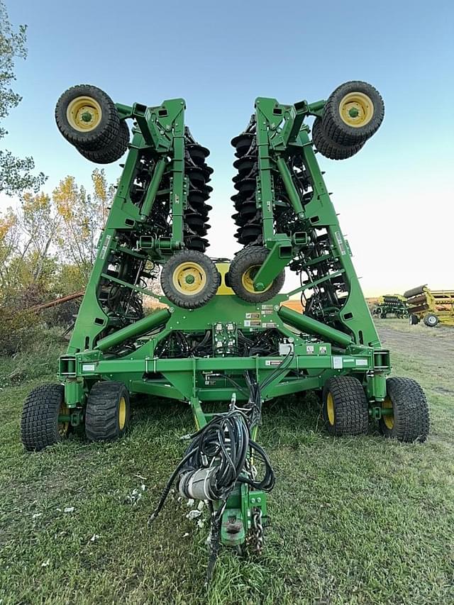 Image of John Deere 1890 equipment image 4