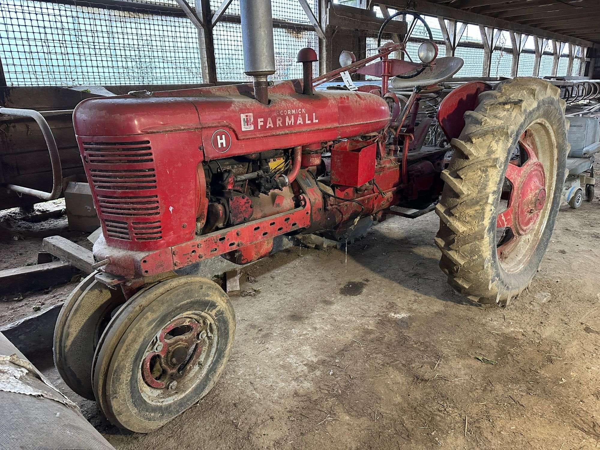1948 Farmall H Equipment Image0
