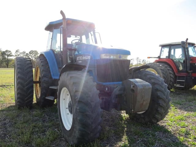 Image of New Holland 8770 equipment image 3