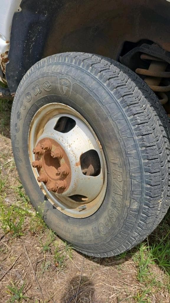 Image of Dodge Ram 3500HD equipment image 2