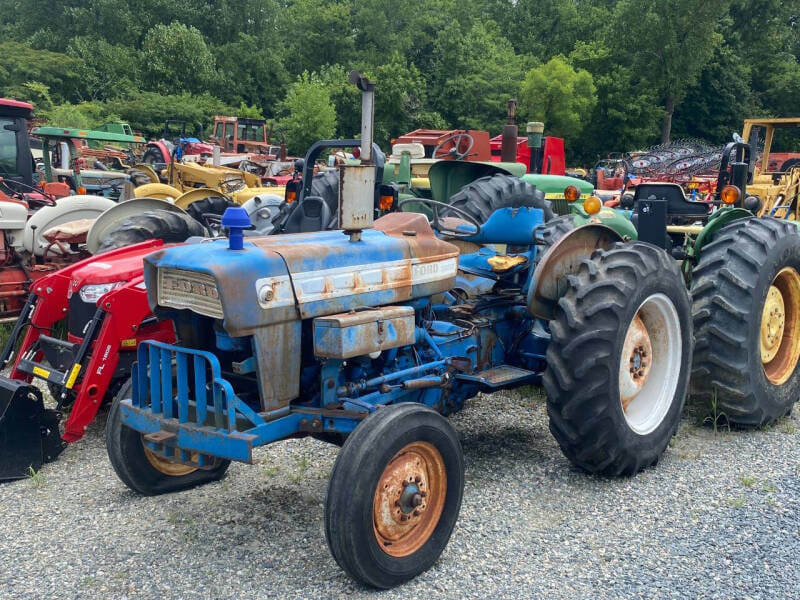 Ford 3000 Equipment Image0