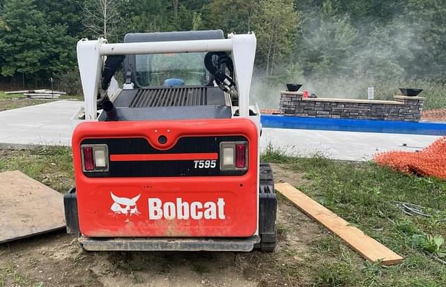 Image of Bobcat T595 equipment image 3