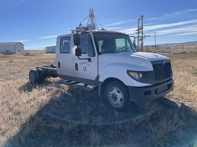 Image of International Navistar equipment image 4