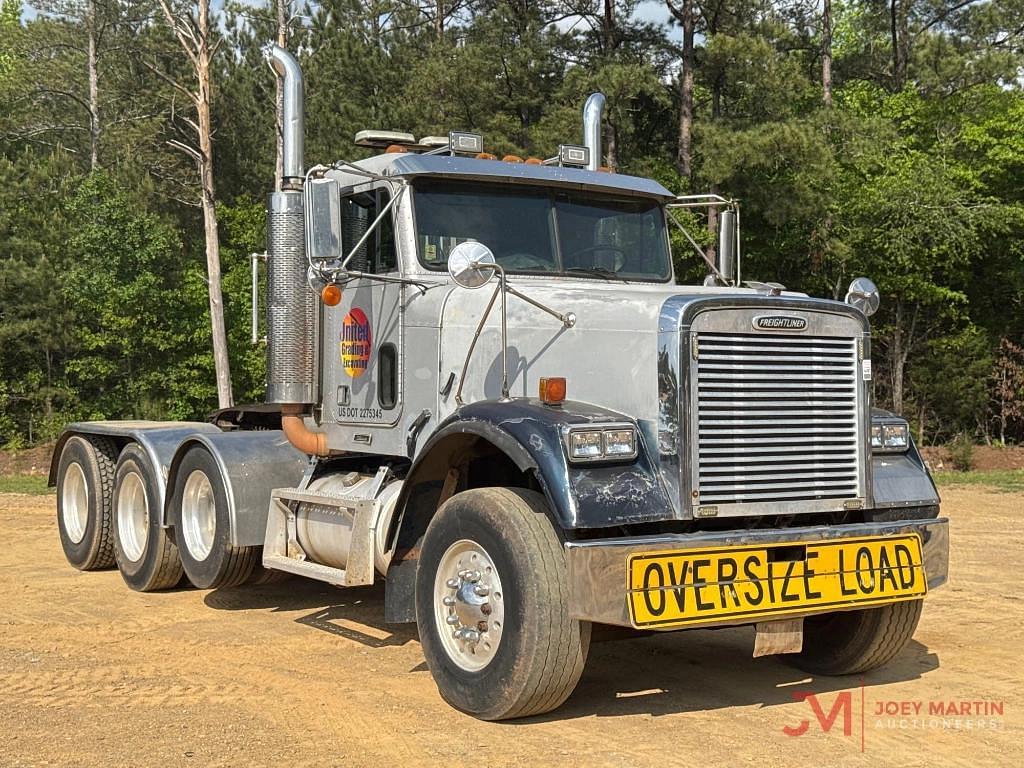 Image of Freightliner Classic Primary image