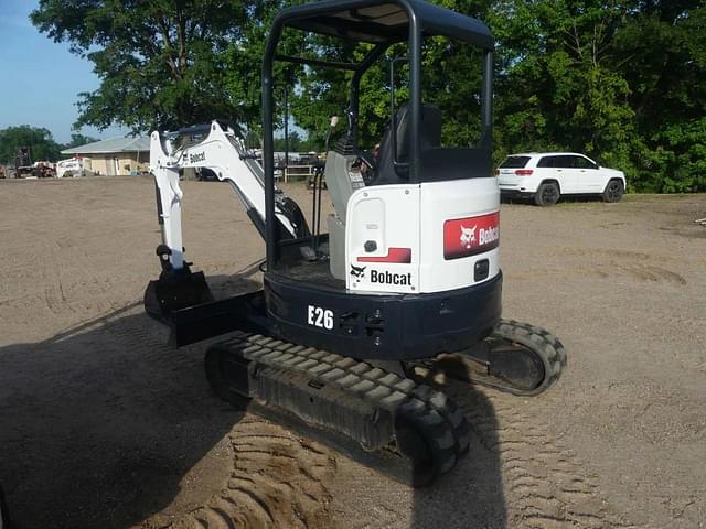 Image of Bobcat E26 equipment image 3