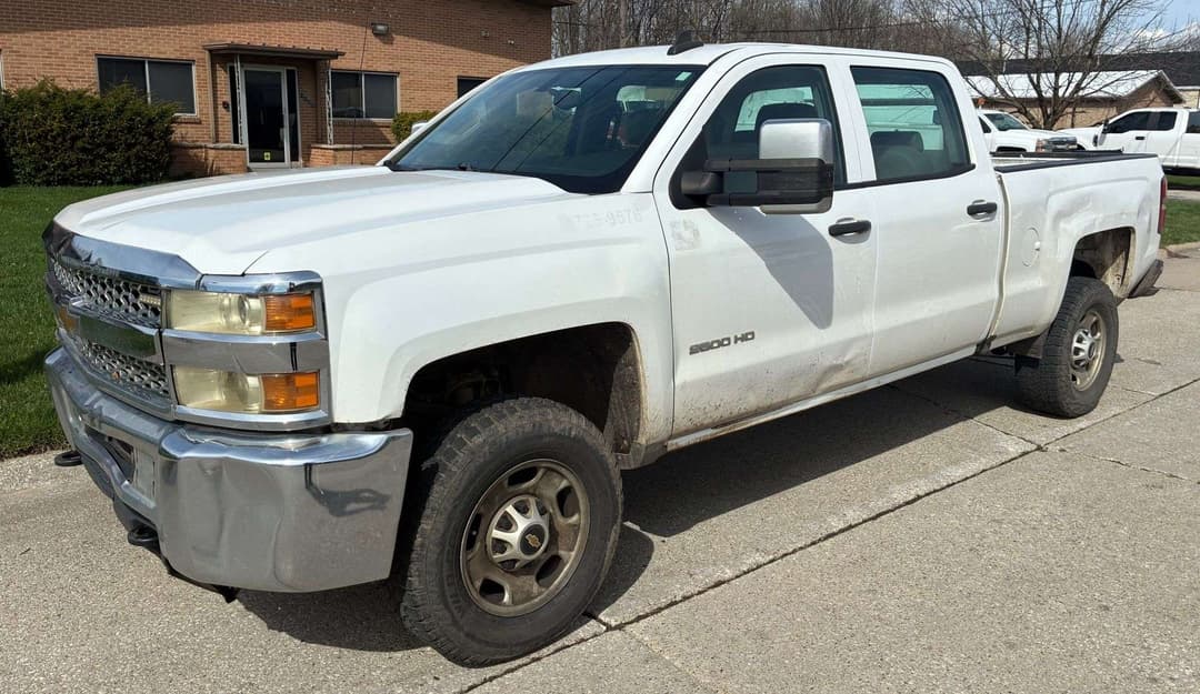 Image of Chevrolet 2500 Primary image