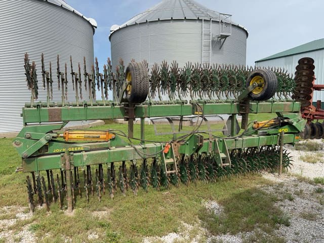 Image of John Deere 400 equipment image 2