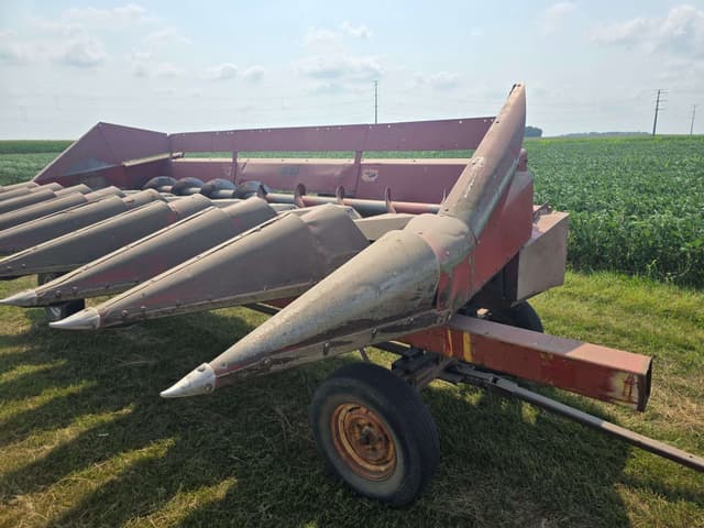 Image of International Harvester 963 equipment image 2