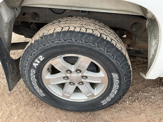 Image of GMC Sierra equipment image 3