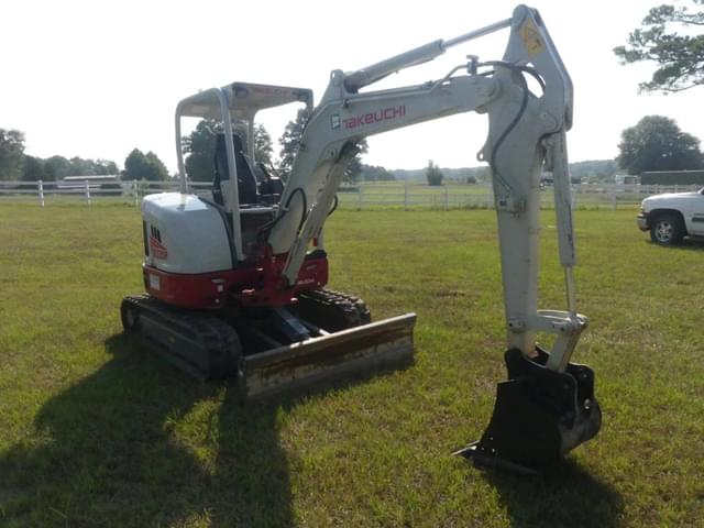Image of Takeuchi TB335R equipment image 1