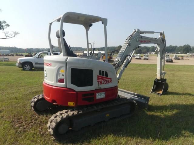 Image of Takeuchi TB335R equipment image 2