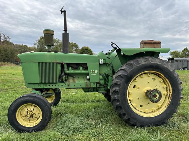 Image of John Deere 4010 equipment image 1