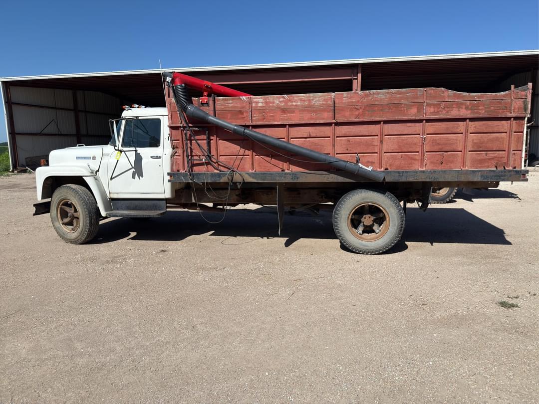 Image of International Loadstar 1600 Primary image