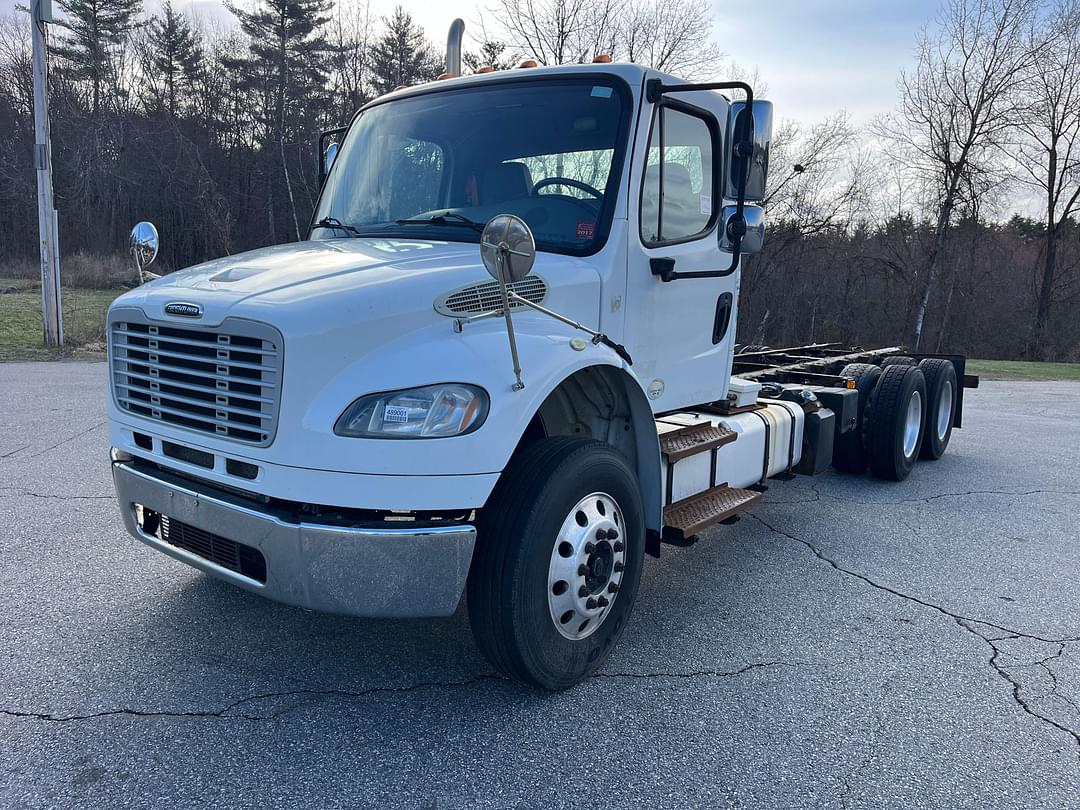 Image of Freightliner M2 Primary image