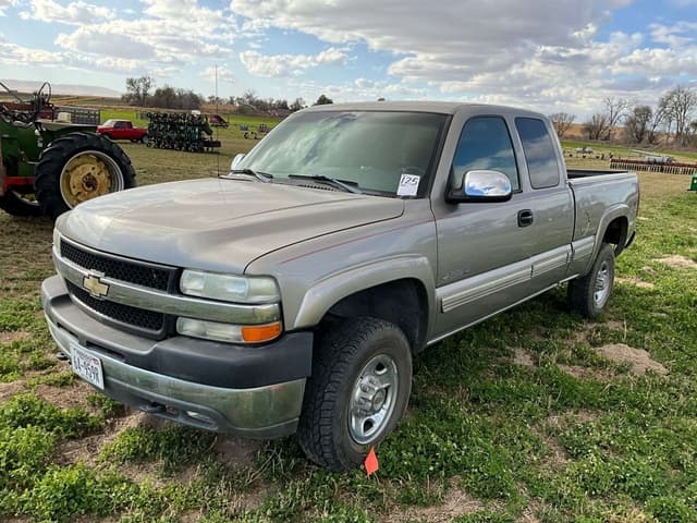 Image of Chevrolet 2500 equipment image 1