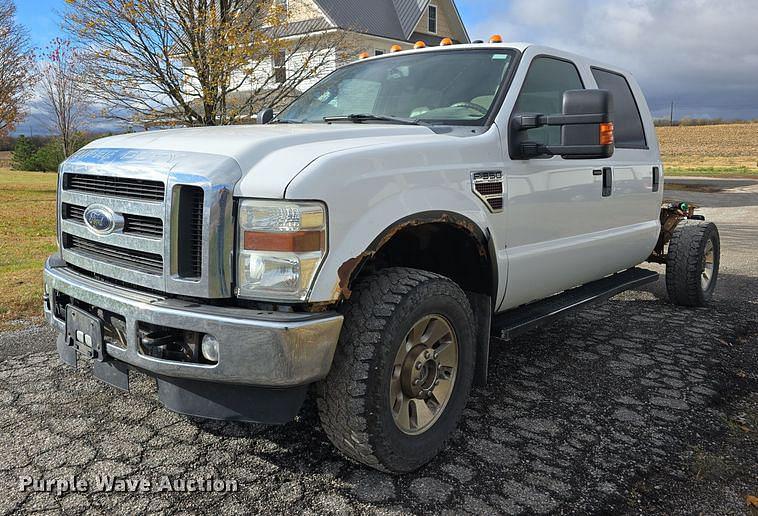 Image of Ford F-350 Primary image