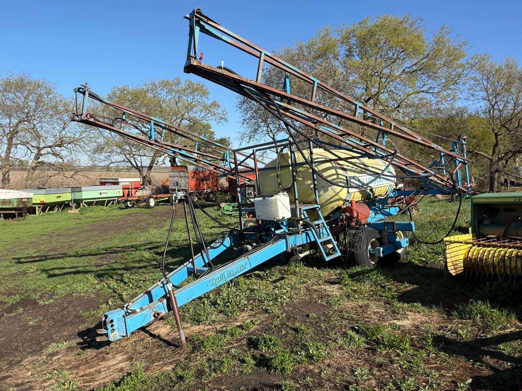Blumhardt Trailmaster Equipment Image0