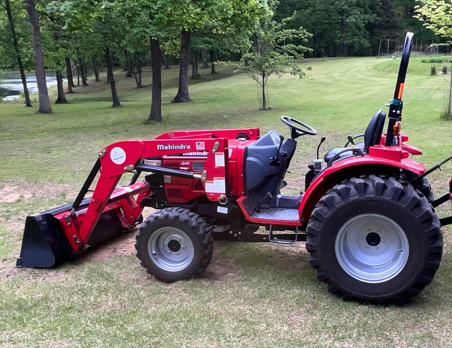 Main image Mahindra 3616