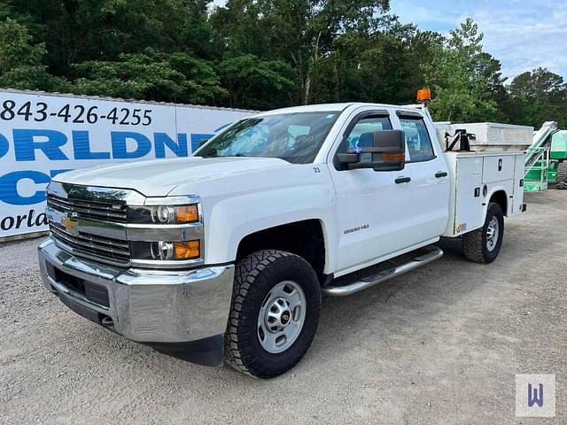 Image of Chevrolet 2500HD equipment image 1