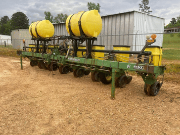 Main image John Deere 1700