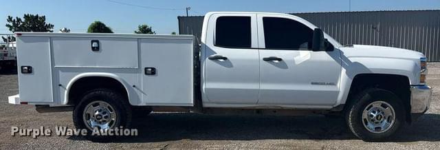 Image of Chevrolet 2500HD equipment image 3