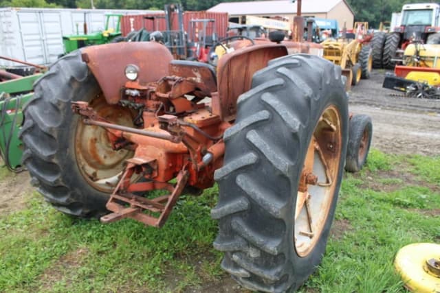 Image of Allis Chalmers D19 equipment image 4