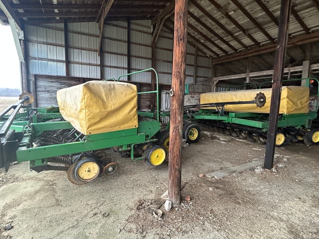 Image of John Deere 750 equipment image 2