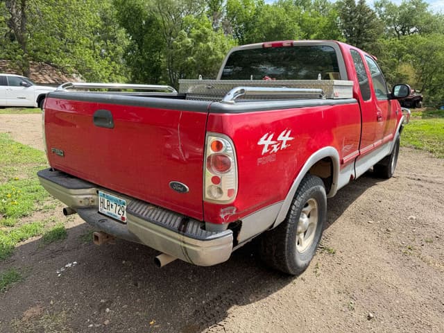 Image of Ford F-150 equipment image 4