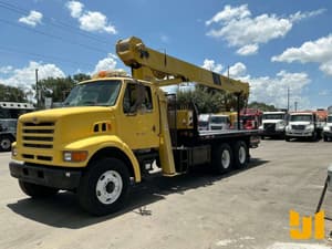 1998 Ford LT9501 Image