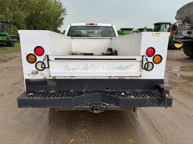 Image of Chevrolet 2500HD equipment image 4