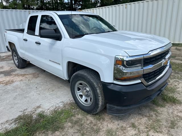Image of Chevrolet 1500 equipment image 2