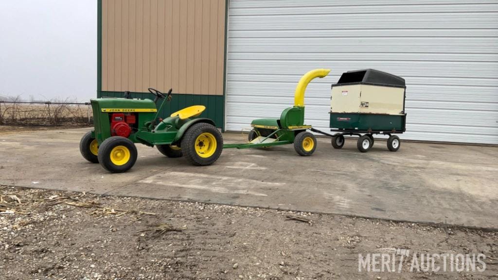John Deere 110 Equipment Image0
