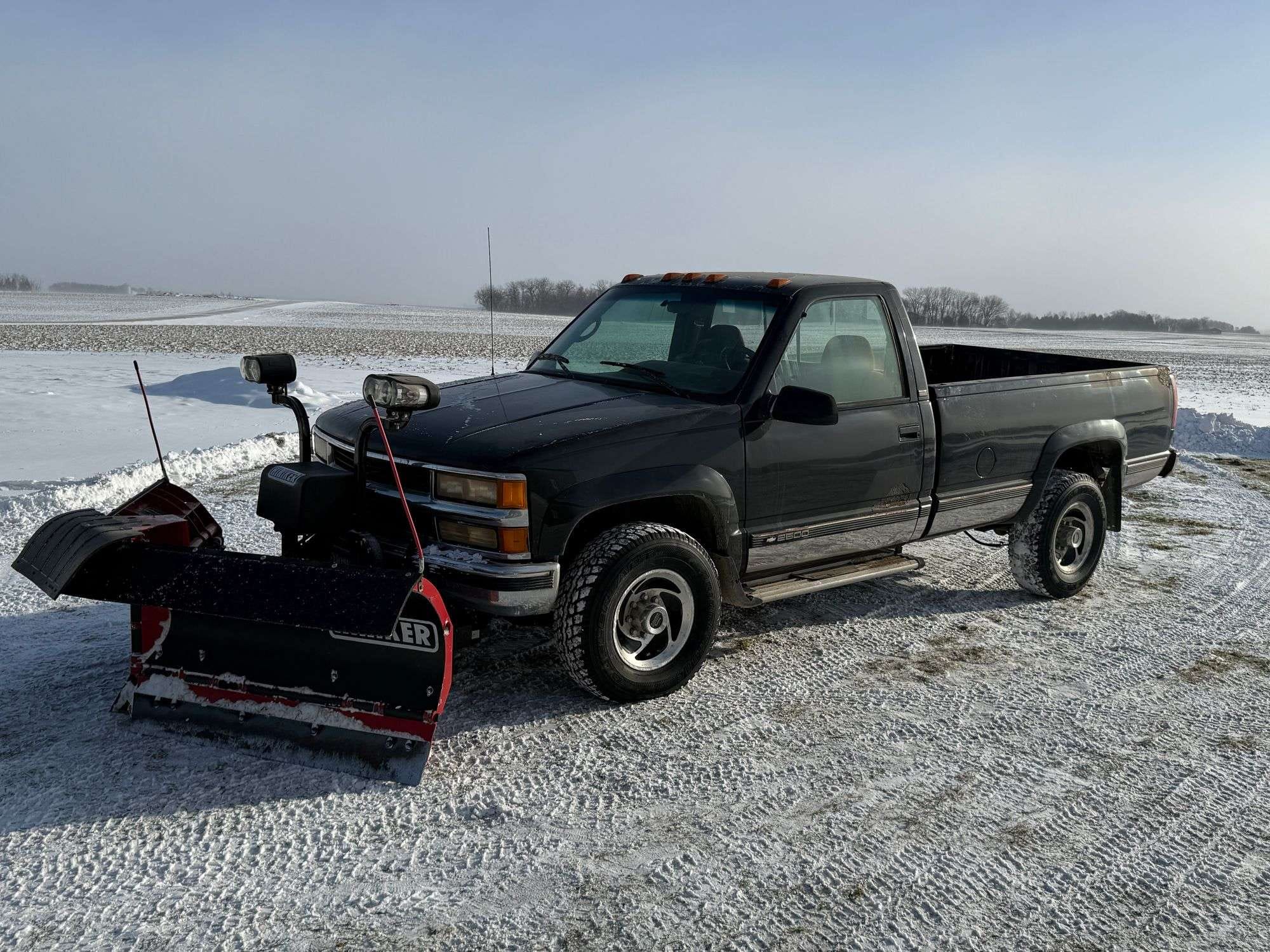 1995 Chevrolet 2500 Equipment Image0