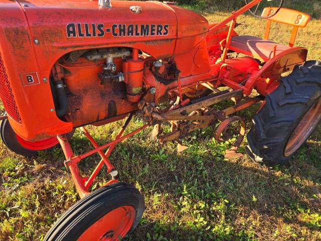 Image of Allis Chalmers B equipment image 2