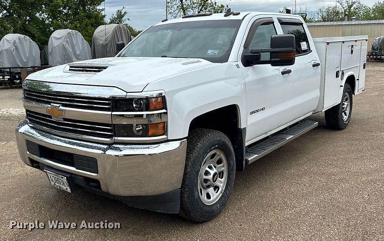 Image of Chevrolet 3500HD Primary image