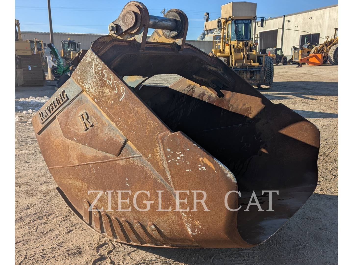 Main image Raveling Excavator Bucket